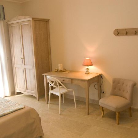 B&B Le Antiche Cisterne Tremestieri Etneo Экстерьер фото